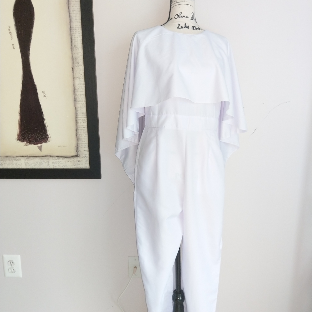 Orderplus Jumpsuit Ruffled with Deep Plunged Back - Picture 2 of 8